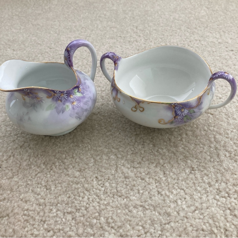 LIMOGES T&V TRESSEMANES & FRANCE HAND PAINTED CREAMER SUGAR GOLD RIM
